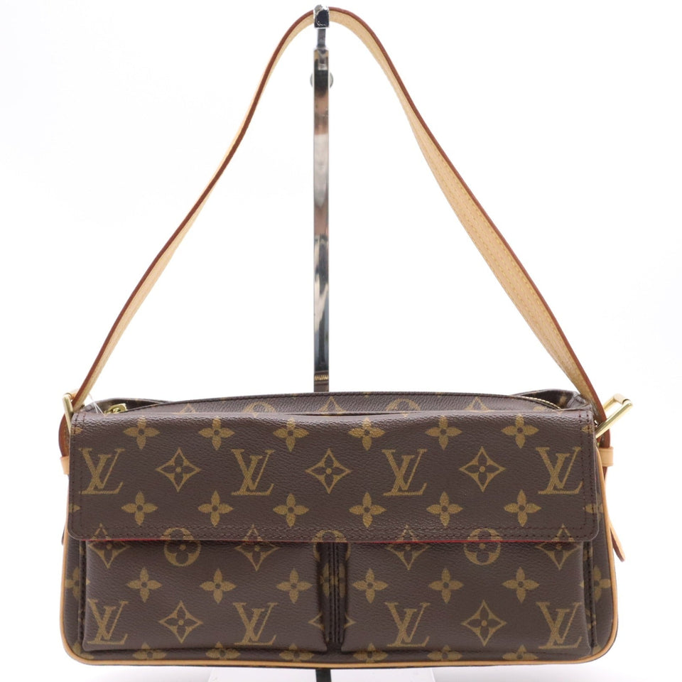 Louis Vuitton Viva Cité MM i Monogram canvas med skulderrem, set forfra